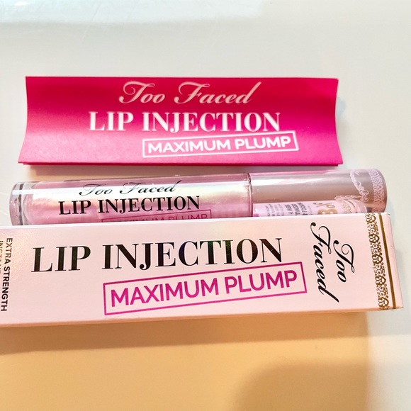 Too Faced Lip Injection Maximum Plump Extra Strength Lip Gloss Brand New in Box - Picture 3 of 7